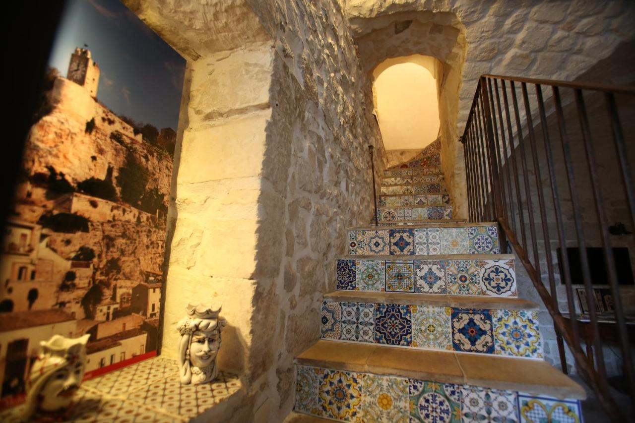 Case-Grotte Degli Avi, Esperienza Abitativa In Grotta Modica Eksteriør billede
