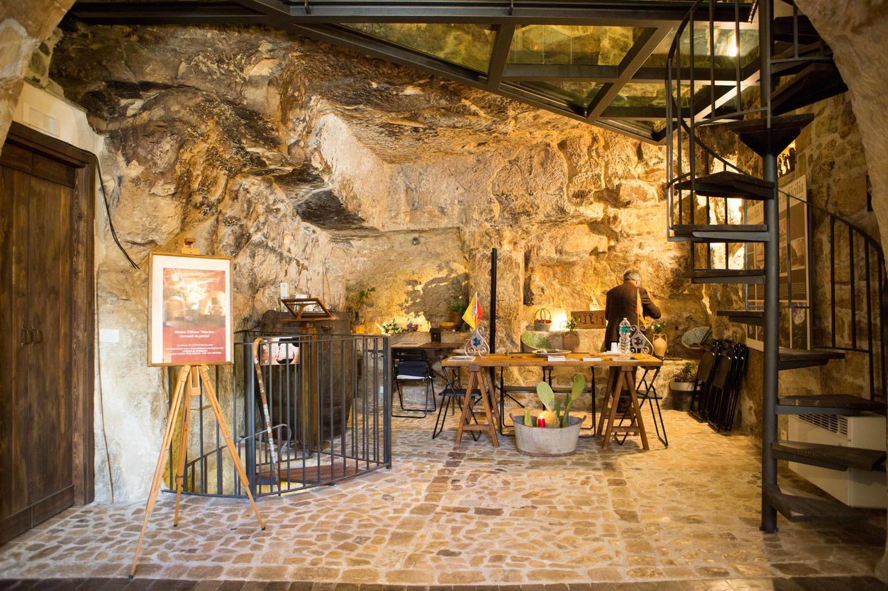 Case-Grotte Degli Avi, Esperienza Abitativa In Grotta Modica Eksteriør billede