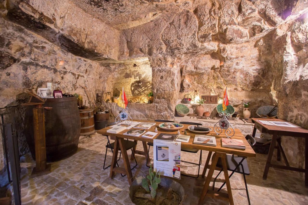 Case-Grotte Degli Avi, Esperienza Abitativa In Grotta Modica Eksteriør billede