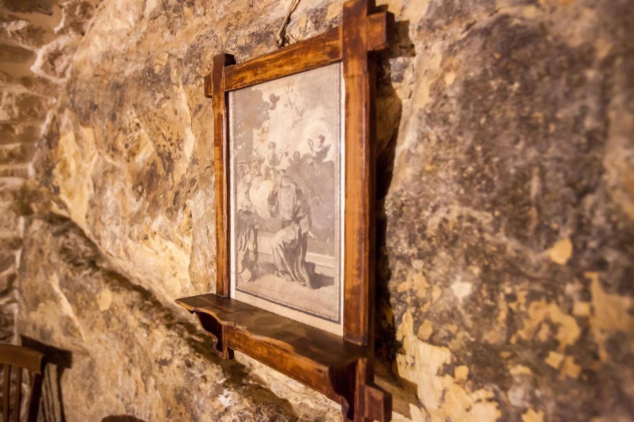 Case-Grotte Degli Avi, Esperienza Abitativa In Grotta Modica Eksteriør billede